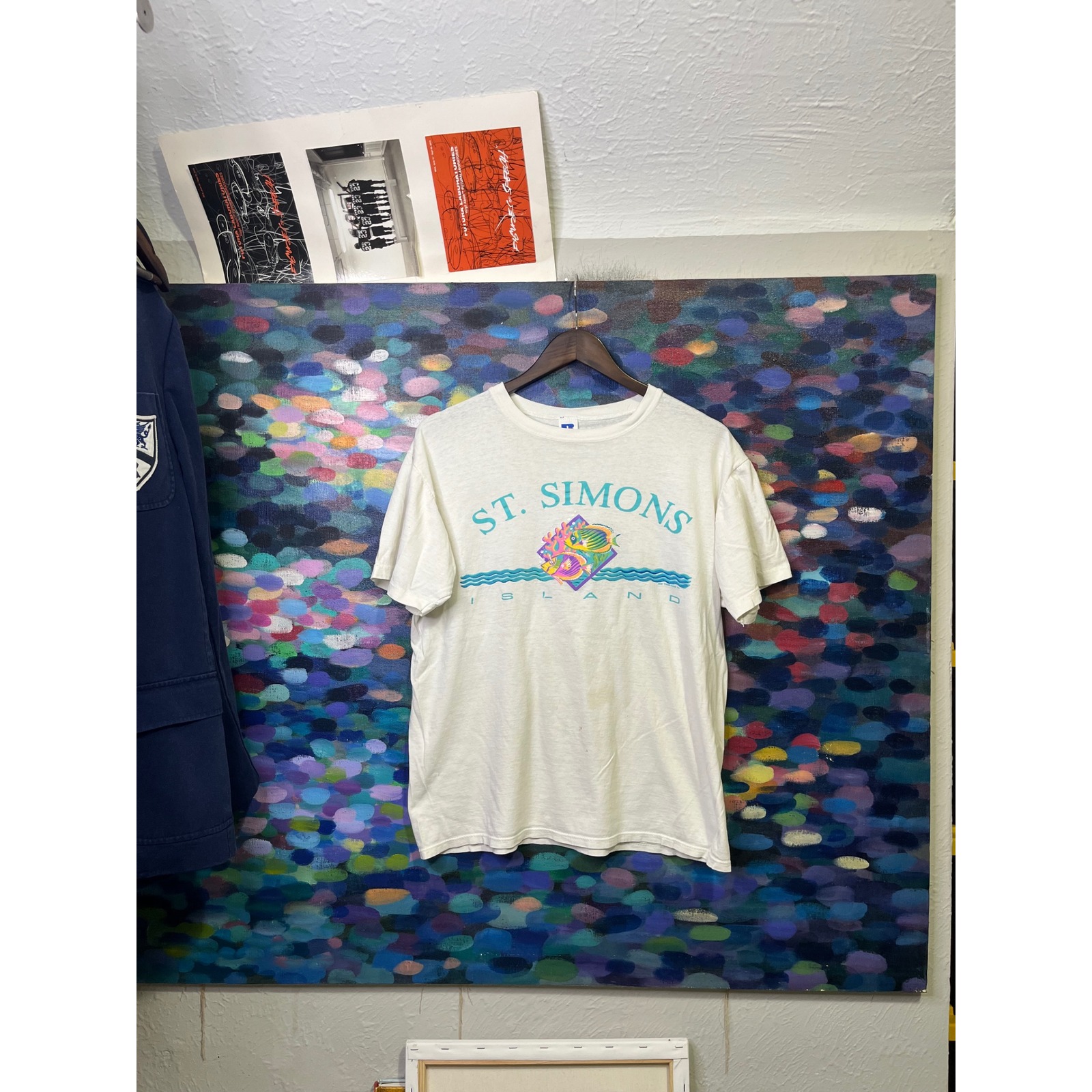 Vintage 90s Russell Athletic St Simons Island Graphic TShirt Mens Large White
